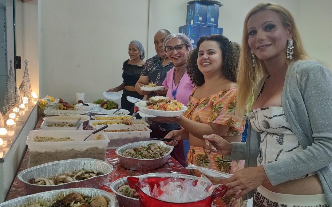 Natal na Casa Neon: Nos ajude a servir Dignidade e Afeto neste Natal